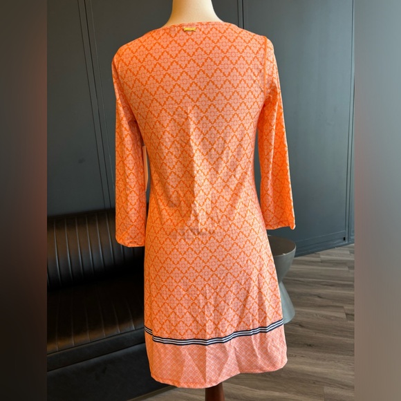 3/4 sleeve light orange & white easy dress! UPF 50 fabric - Picture 7 of 7